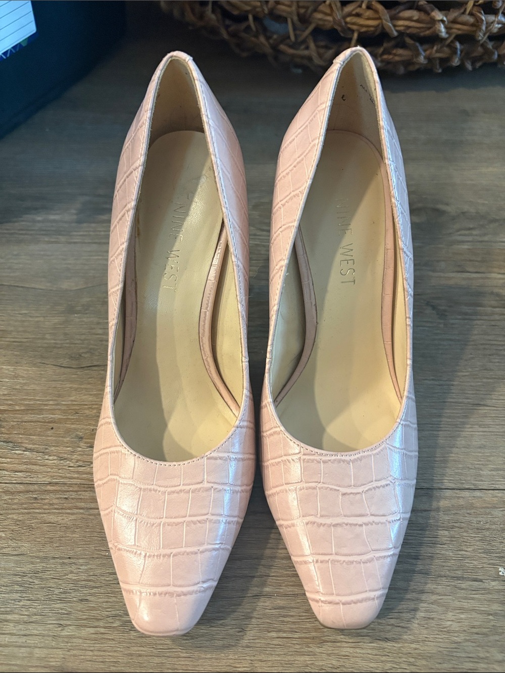 Nine West Blush Croc-Embossed Women's Pumps